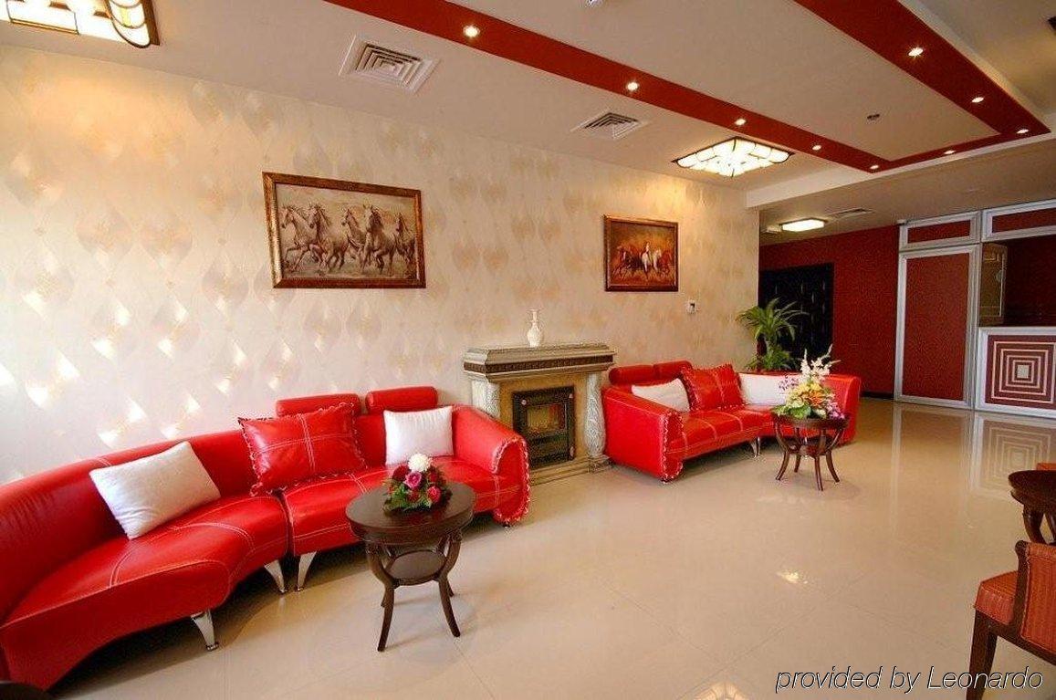 Golden Square Hotel Apartments ดูไบ ภายนอก รูปภาพ
